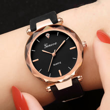 Load image into Gallery viewer, Fashion ladies wrist watches Round glass silicone strap wrist watch