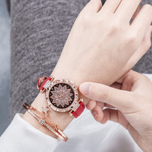 Load image into Gallery viewer, Fashion Leather Strap Watch Women Quartz Watch Romantic Starry
