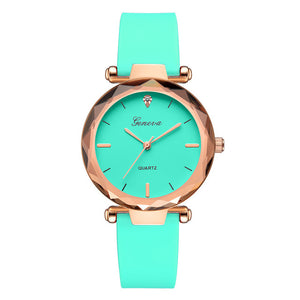 Fashion ladies wrist watches Round glass silicone strap wrist watch